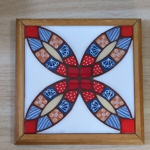 Quilt Ceramic Trivet with Wood Frame Wall Art